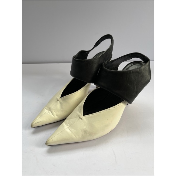 Celine Leather Grosgrain Cream and Black Heels Women’s Size 38 - Picture 1 of 9
